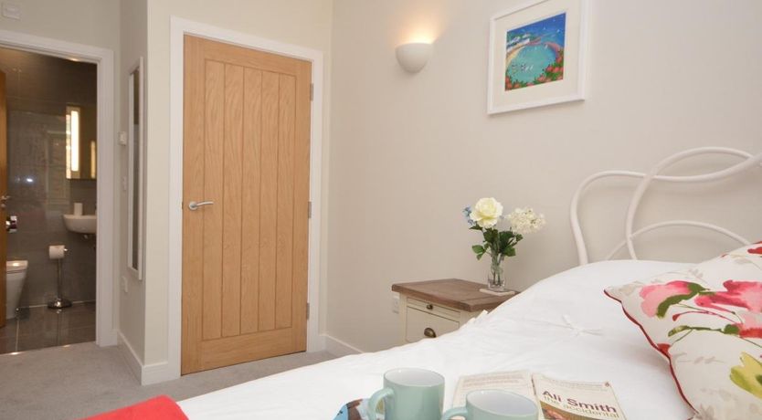 Photo of 2 Bed in Charlestown