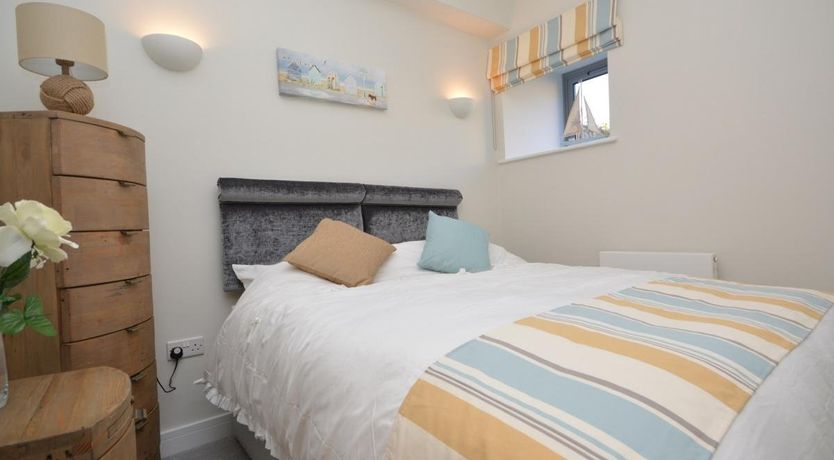 Photo of 2 Bed in Charlestown