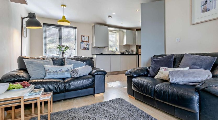 Photo of 2 Bed in Porthtowan