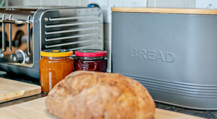 Photo of 2 Bed in Porthtowan