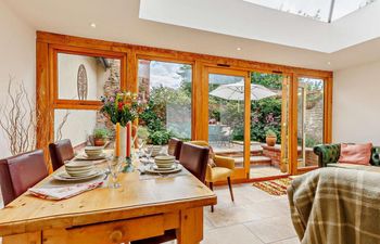 in Ludlow (40329) Holiday Cottage