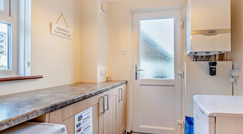 Photo of 3 Bed in Fishguard