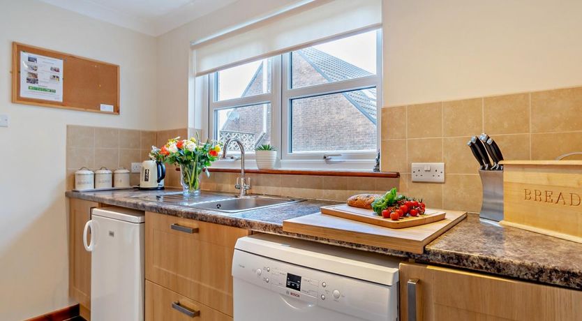 Photo of 3 Bed in Fishguard