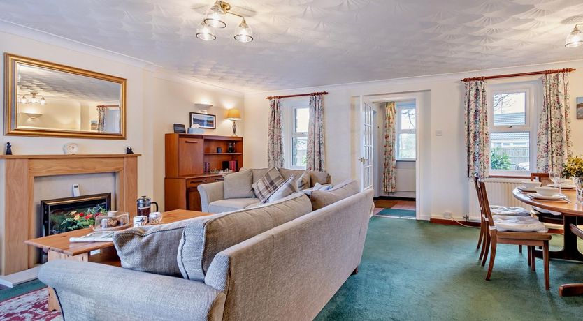 Photo of 3 Bed in Fishguard