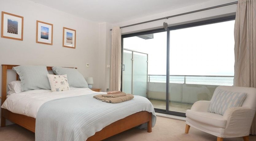 Photo of 3 Bed in Westward Ho