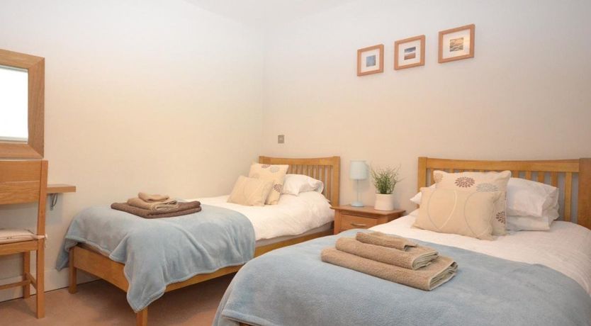 Photo of 3 Bed in Westward Ho