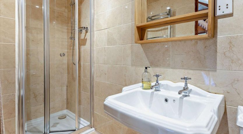 Photo of 4 Bed in Bude