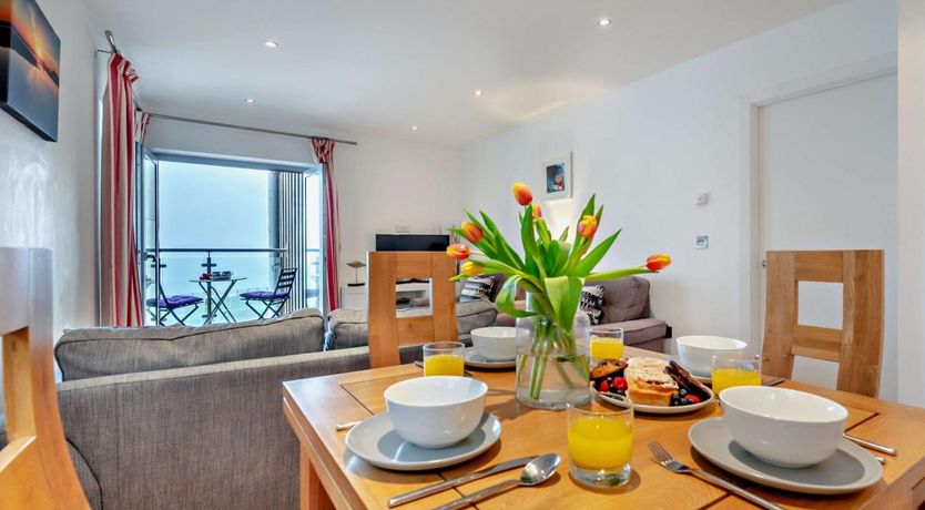 Photo of 2 Bed in Newquay