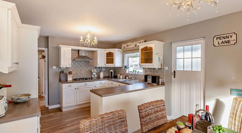 Photo of 3 Bed in Combe Martin