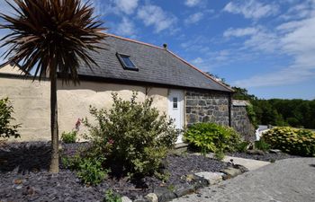 in Mullion Cove  (41377) Holiday Cottage