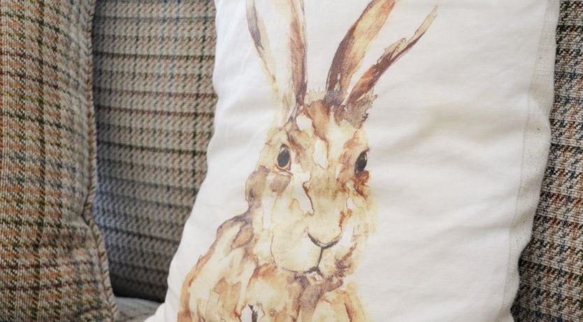 Photo of 2 Bed in Square and Compass