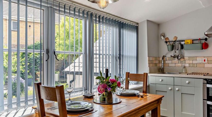 Photo of 1 Bed in Bridport