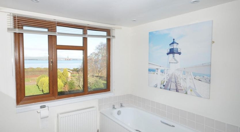 Photo of 3 Bed in Jemimaville