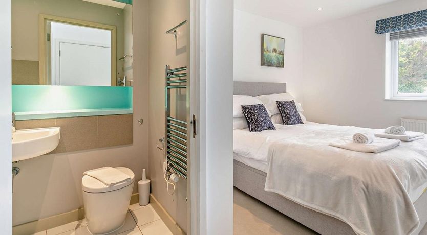 Photo of 2 Bed in Newquay