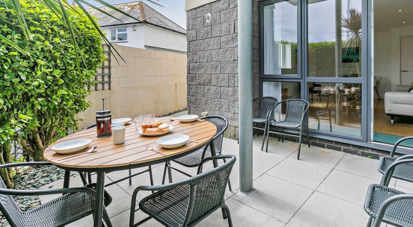 Photo of 2 Bed in Newquay