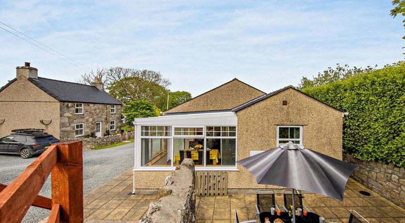 Photo of 2 Bed in Benllech