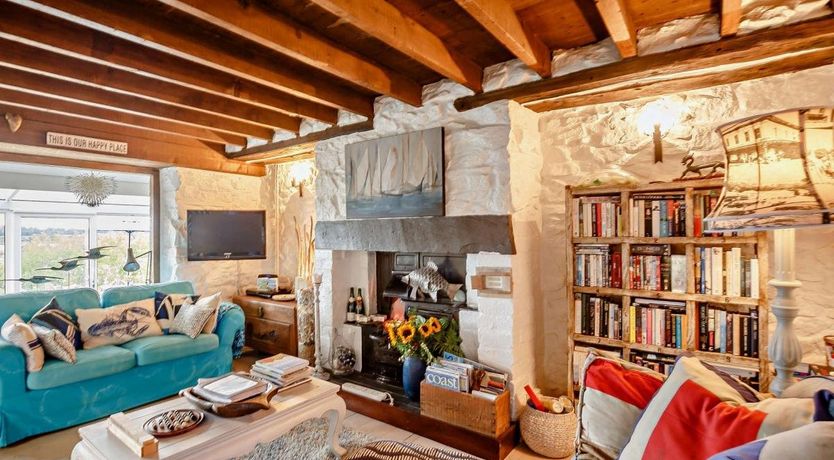 Photo of 2 Bed in Y Felinheli