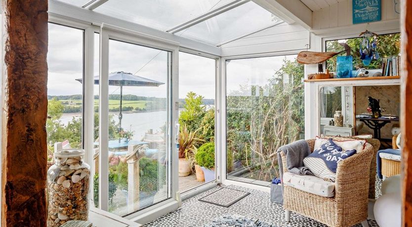 Photo of 2 Bed in Y Felinheli