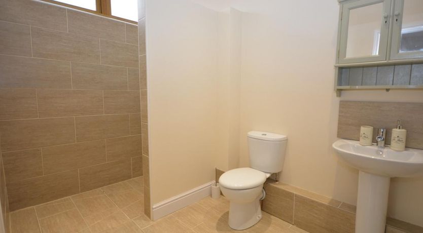 Photo of 1 Bed in Dalwood