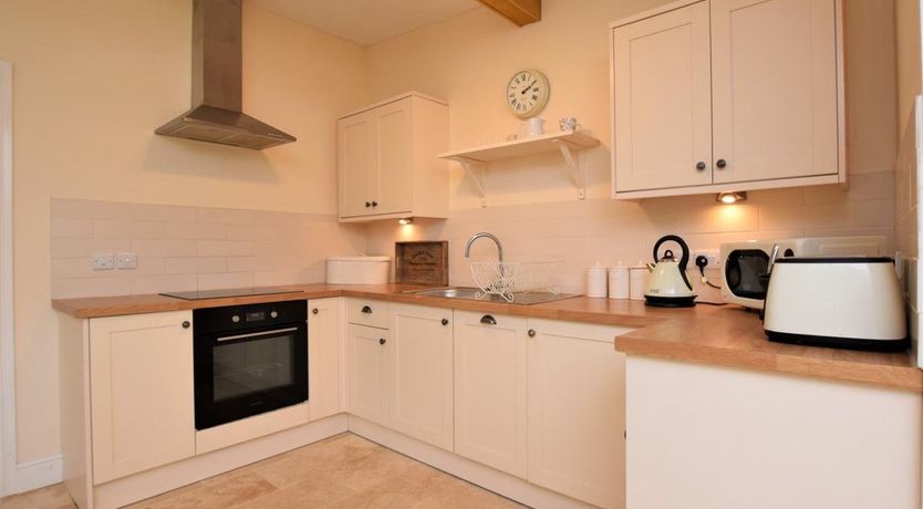 Photo of 1 Bed in Dalwood