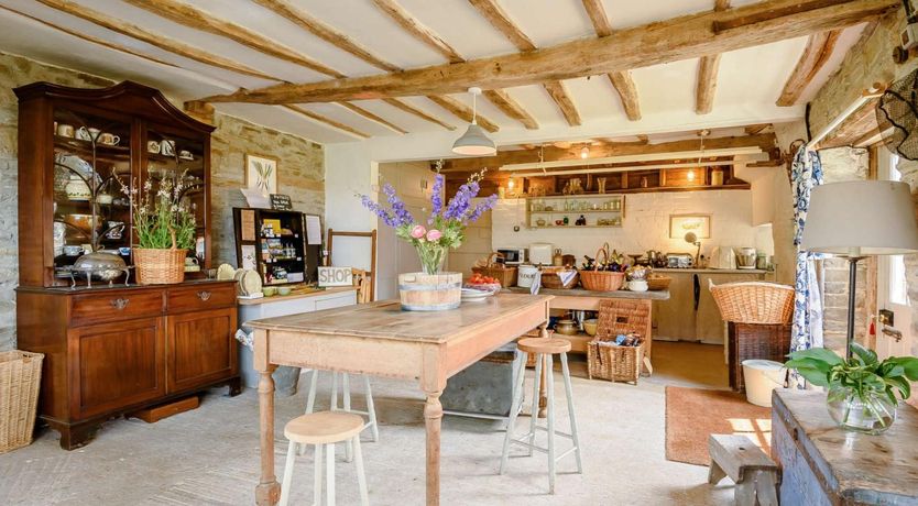 Photo of 6 Bed in Presteigne
