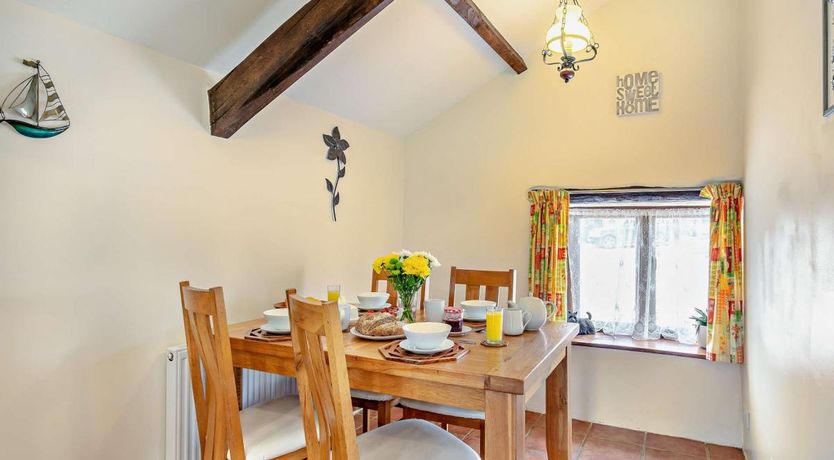 Photo of 2 Bed in South Molton