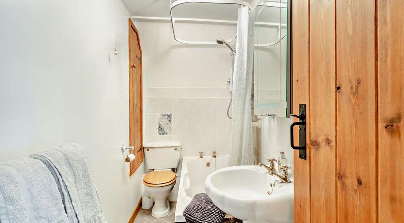 Photo of 2 Bed in South Molton