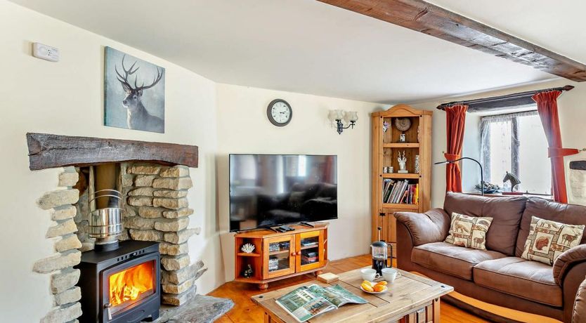 Photo of 2 Bed in South Molton