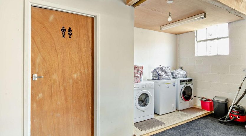 Photo of 2 Bed in South Molton