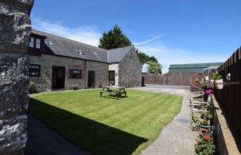 Barn in North Wales Holiday Cottage