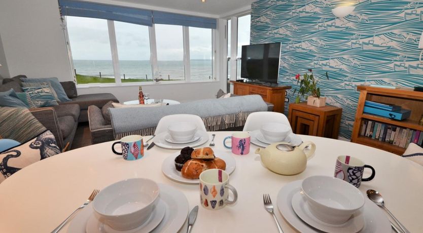 Photo of 2 Bed in Kingsbridge