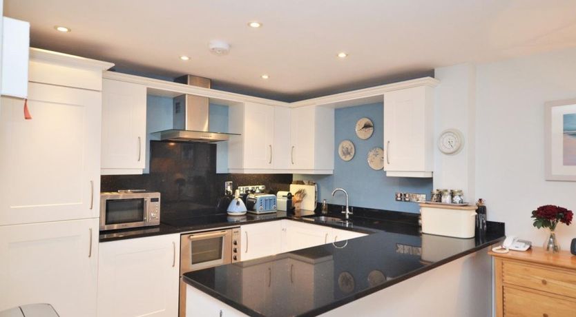 Photo of 2 Bed in Thurlestone Sands