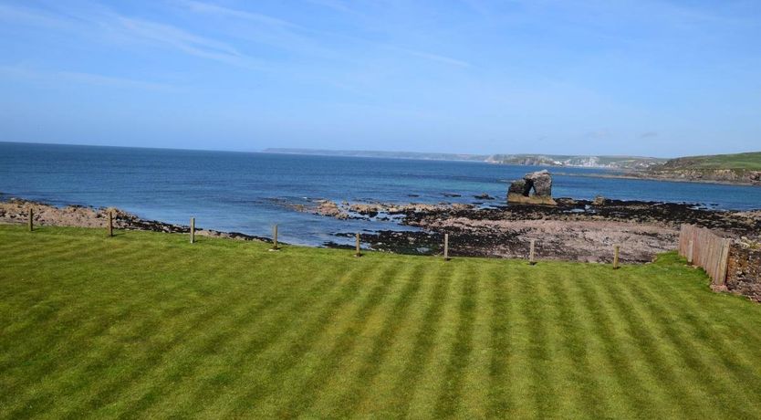 Photo of 2 Bed in Thurlestone Sands