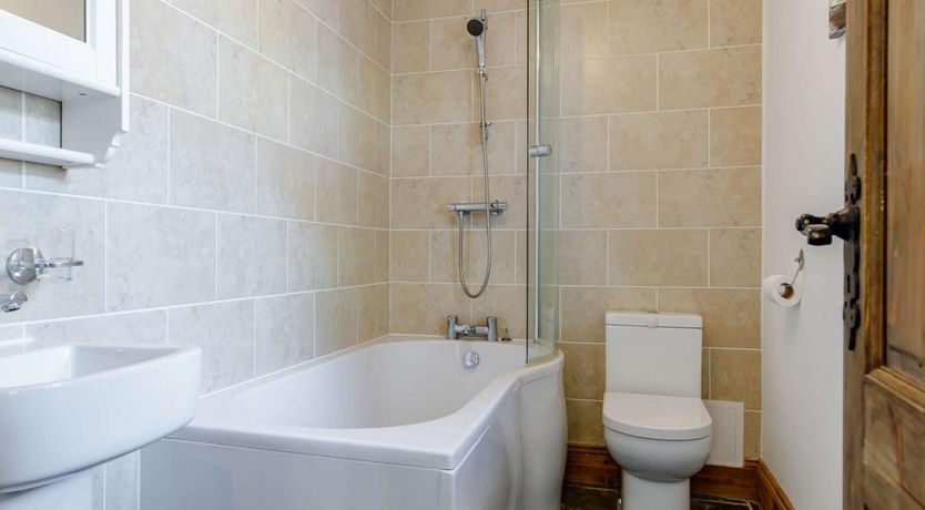 Photo of 2 Bed in Minehead