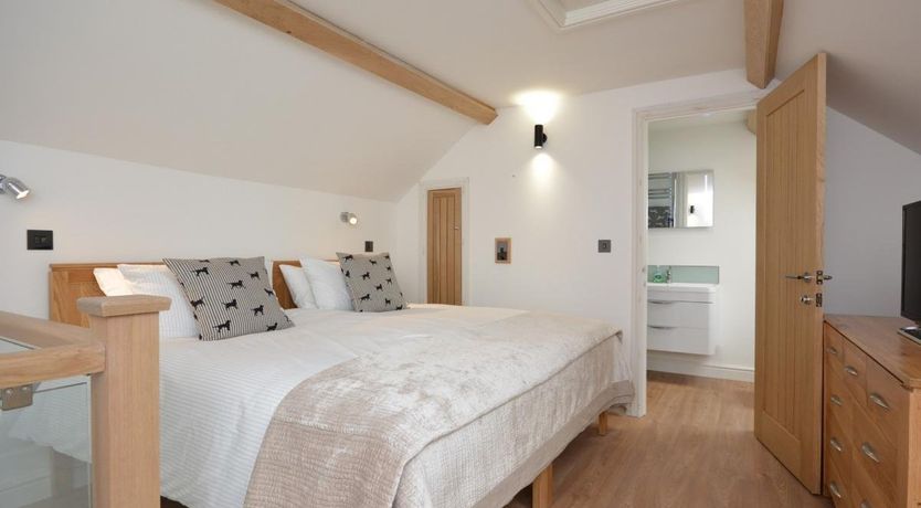 Photo of 1 Bed in Curry Rivel