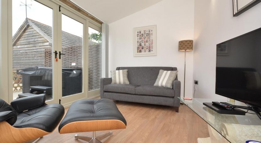 Photo of 1 Bed in Curry Rivel