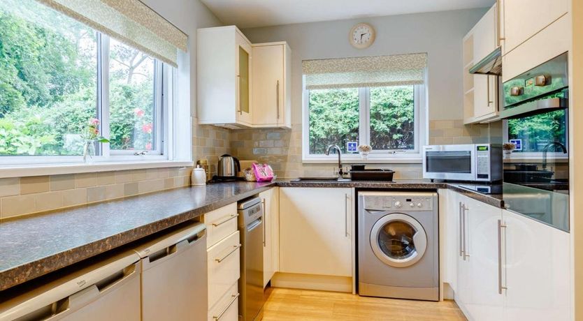 Photo of 2 Bed in Higher Ansty