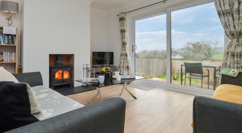 Photo of 2 Bed in Dorchester