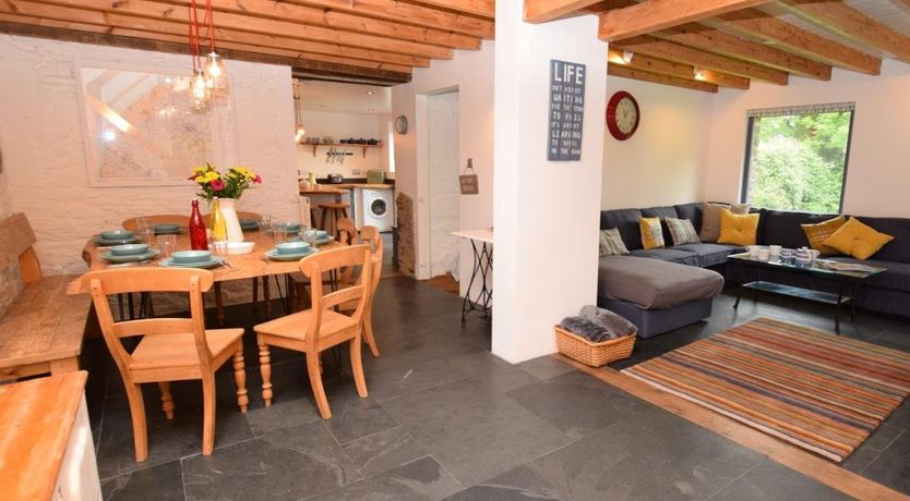 Photo of 3 Bed in Egloshayle