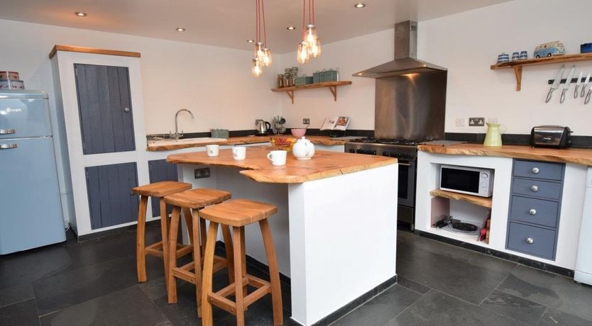 Photo of 3 Bed in Egloshayle