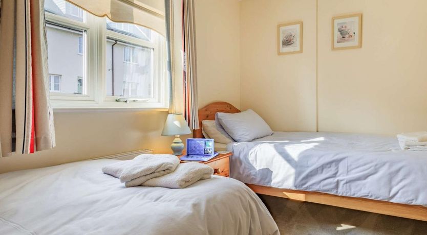 Photo of 3 Bed in Watchet