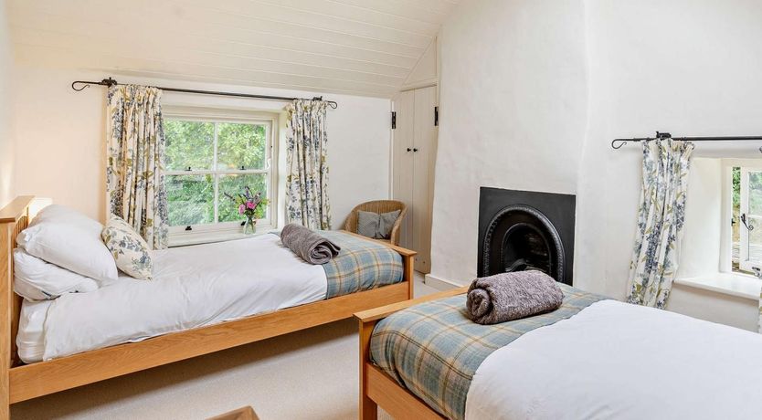 Photo of 2 Bed in Chepstow