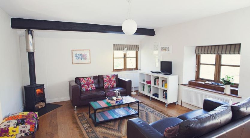 Photo of 2 Bed in The Dardy