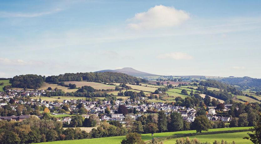Photo of 2 Bed in Crickhowell