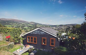2 Bed in Crickhowell Holiday Cottage