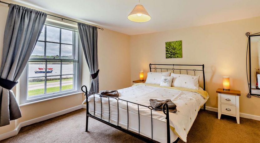 Photo of 2 Bed in Northam