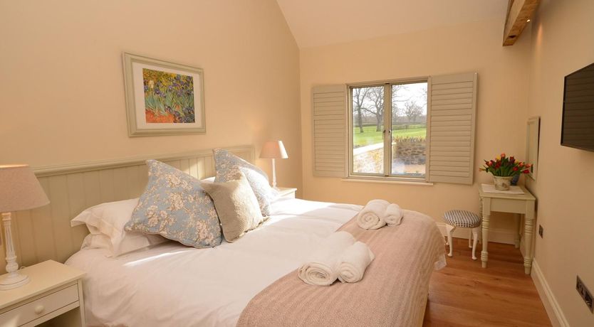 Photo of 2 Bed in Sherborne