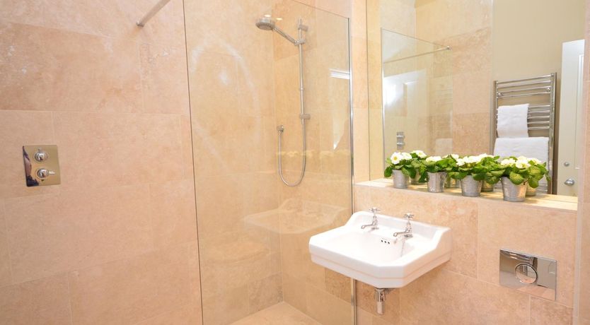 Photo of 2 Bed in Sherborne