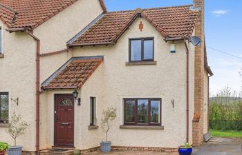 2 Bed in Taunton Holiday Cottage