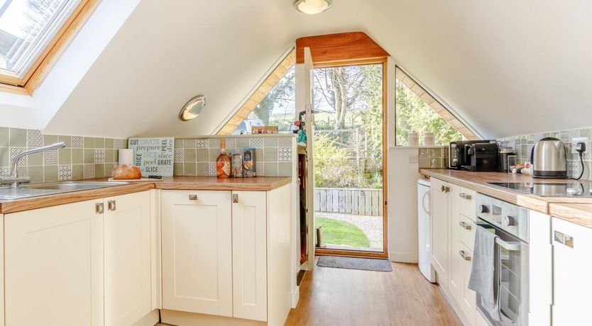 Photo of 2 Bed in Ashton -under- Hill